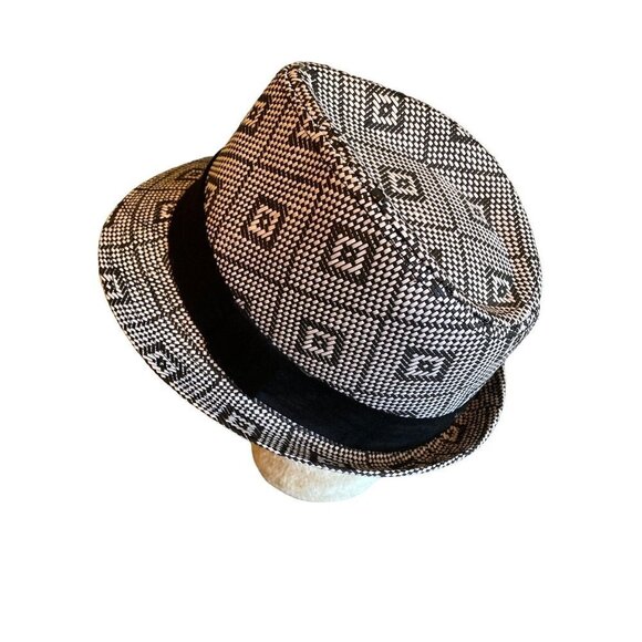 Black & White Geometric Pattern Fedora One Size - Picture 1 of 7